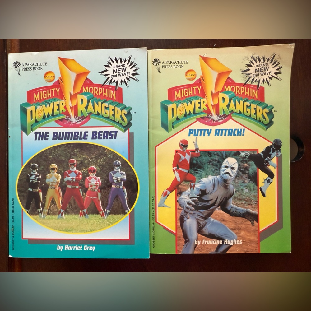 Vintage Mighty Morphin Power Rangers Books Set Lot of 2 1994 in good condition